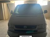 Volkswagen Caravelle 1996 года за 4 500 000 тг. в Астана – фото 3
