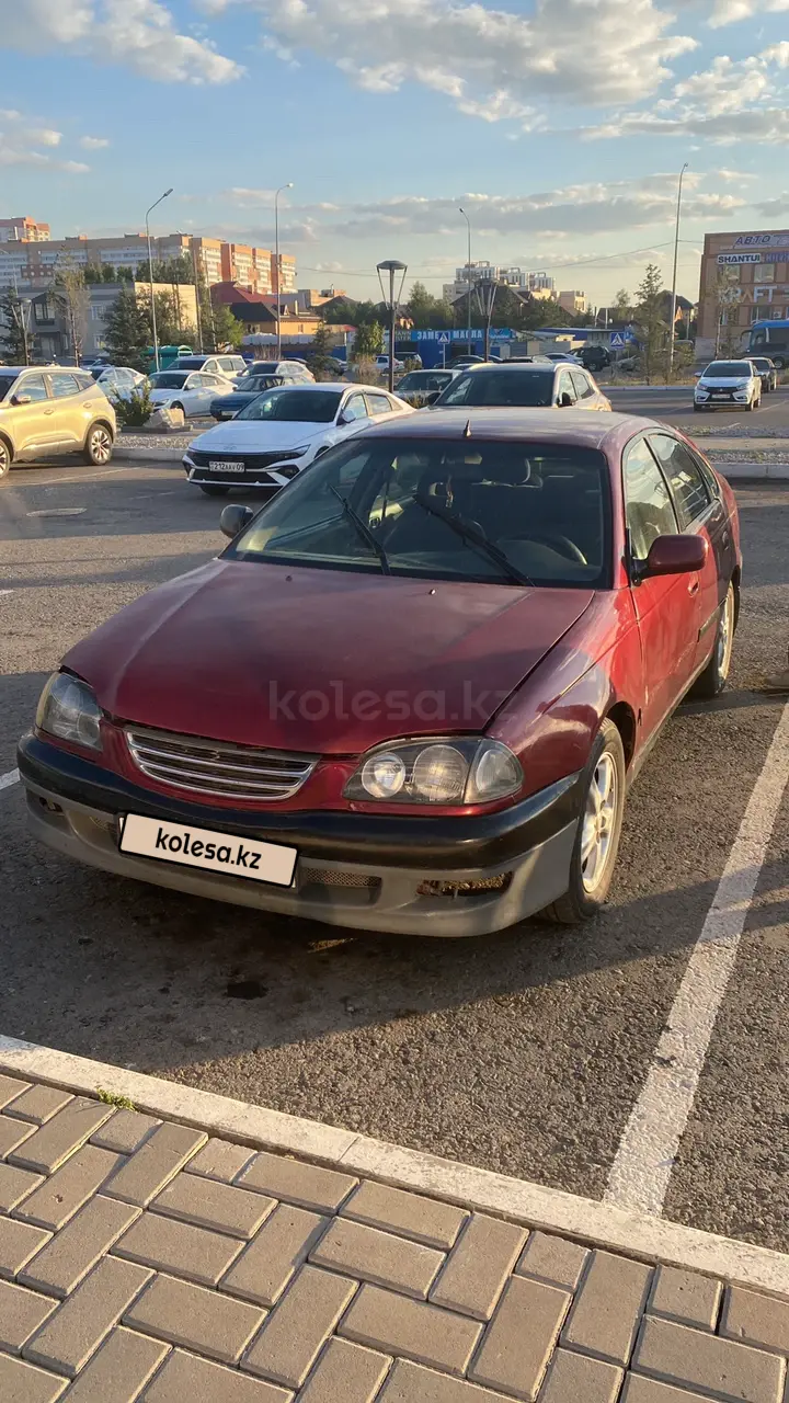 Toyota Avensis, 1998