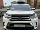 Toyota Highlander 2019 года за 25 555 555 тг. в Петропавловск