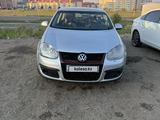 Volkswagen Jetta 2005 годаүшін2 900 000 тг. в Усть-Каменогорск