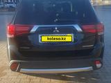 Mitsubishi Outlander 2016 годаүшін8 300 000 тг. в Уральск – фото 2