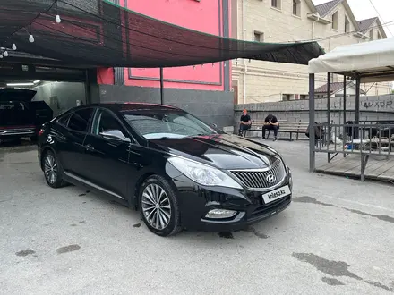 Hyundai Grandeur 2013 года за 8 400 000 тг. в Шымкент – фото 2