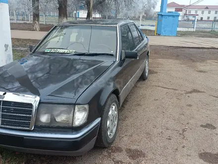 Mercedes-Benz E 230 1991 года за 1 200 000 тг. в Кулан – фото 3