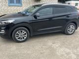 Hyundai Tucson 2018 года за 10 000 000 тг. в Уральск – фото 2