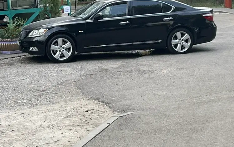 Lexus LS 460 2007 годаүшін5 500 000 тг. в Алматы