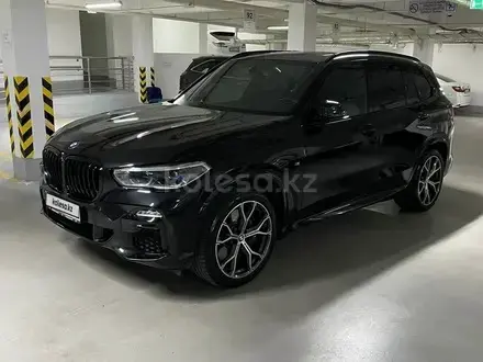 BMW X5 2019 года за 33 500 000 тг. в Астана