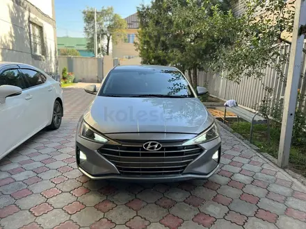 Hyundai Elantra 2019 года за 6 200 000 тг. в Алматы