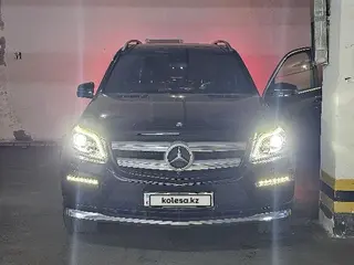 Mercedes-Benz GL 500