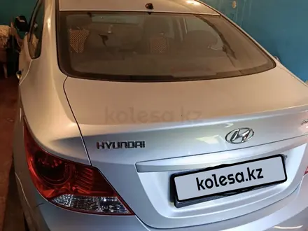 Hyundai Accent 2013 года за 5 500 000 тг. в Усть-Каменогорск – фото 4