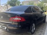 Skoda Superb 2011 года за 4 135 000 тг. в Шымкент – фото 2