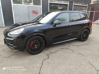 Porsche Cayenne 2015 года за 24 000 000 тг. в Алматы