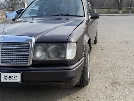 Mercedes-Benz E 230 1992 года за 900 000 тг. в Алматы – фото 3