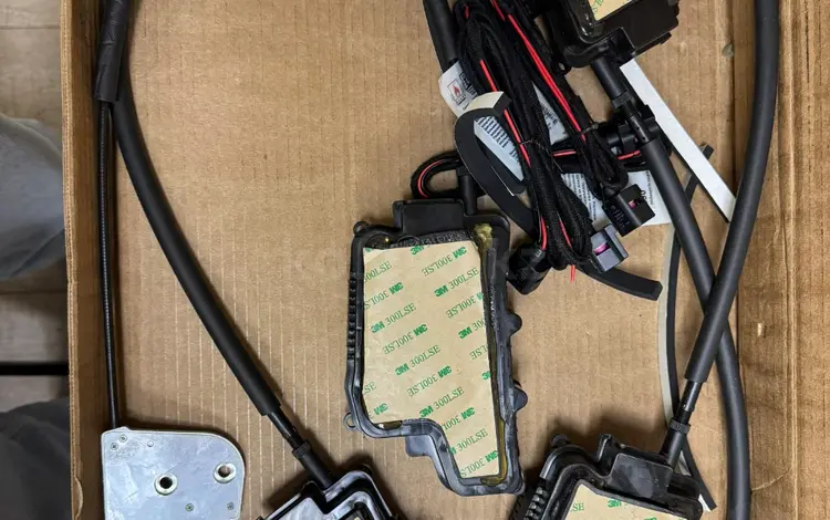 Доводчики дверей на авто genesis GV70 за 450 000 тг. в Павлодар