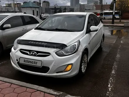 Hyundai Accent 2013 года за 3 000 000 тг. в Астана