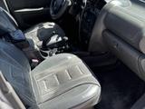 Hyundai Santa Fe 2003 года за 4 000 000 тг. в Жезказган – фото 4