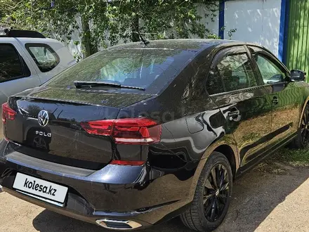 Volkswagen Polo 2021 года за 7 950 000 тг. в Уральск – фото 3