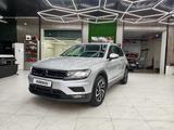 Volkswagen Tiguan 2018 года за 11 500 000 тг. в Атырау