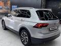Volkswagen Tiguan 2018 года за 10 200 000 тг. в Атырау – фото 24
