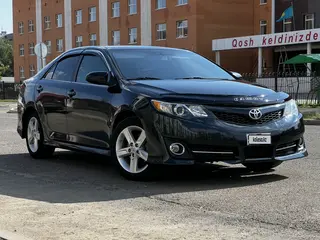 Toyota Camry, 2013
