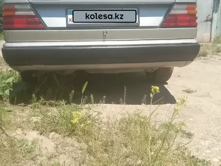 Mercedes-Benz E 230 1992 года за 800 000 тг. в Тараз – фото 4