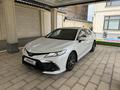 Toyota Camry 2021 года за 17 300 000 тг. в Шымкент – фото 3