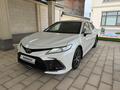Toyota Camry 2021 года за 17 300 000 тг. в Шымкент – фото 4