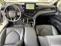 Toyota Camry 2021 года за 17 300 000 тг. в Шымкент – фото 10