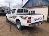 Toyota Hilux 2013 года за 10 000 000 тг. в Астана – фото 2