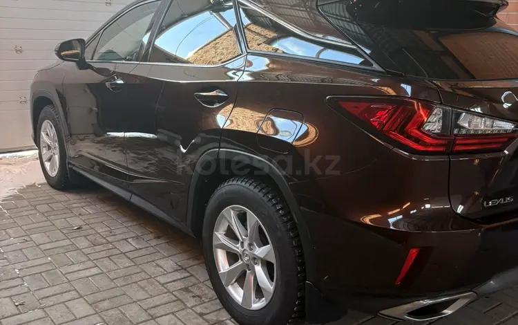 Lexus RX 200t 2017 года за 18 000 000 тг. в Астана