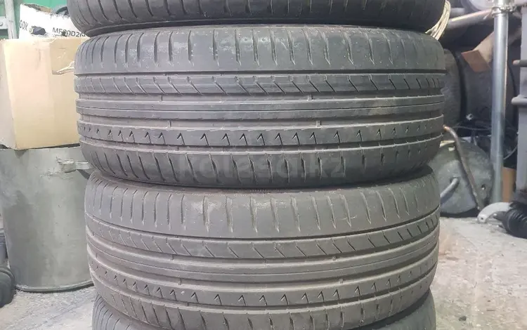 Резина 215/45 r17 Pirelli из Японии за 85 000 тг. в Алматы