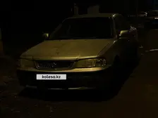 Nissan Sunny, 2001