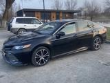 Toyota Camry 2019 года за 10 000 000 тг. в Алматы – фото 2