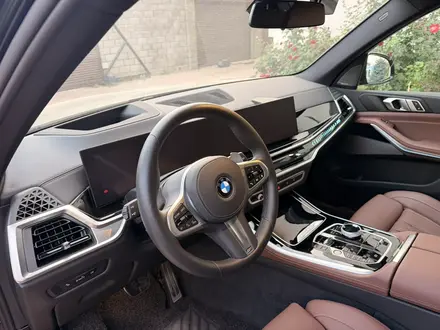 BMW X5 2024 года за 51 000 000 тг. в Алматы – фото 14