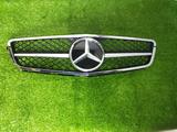 Решетка радиатора Mercedes-Benz Мерседес-Бенз C-Class S-Class E-Class за 50 000 тг. в Алматы