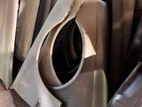 Переднее крыло Toyota,Lexus за 22 500 тг. в Алматы