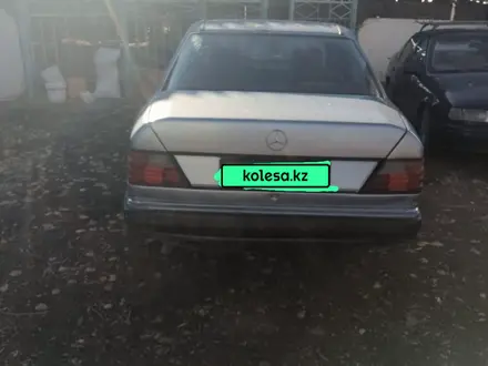 Mercedes-Benz E 230 1991 года за 1 200 000 тг. в Шиели – фото 11