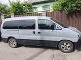 Hyundai Starex 2000 года за 1 600 000 тг. в Алматы – фото 2