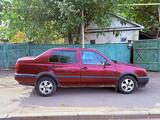 Volkswagen Vento 1993 года за 650 000 тг. в Алматы – фото 3
