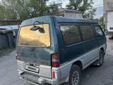Mitsubishi Delica 1994 годаүшін1 350 000 тг. в Семей – фото 3
