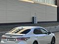 Toyota Camry 2020 года за 13 850 000 тг. в Павлодар – фото 14