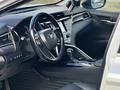 Toyota Camry 2020 года за 13 850 000 тг. в Павлодар – фото 15