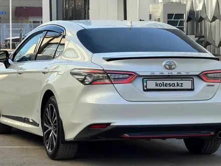 Toyota Camry 2020 года за 13 850 000 тг. в Павлодар – фото 5