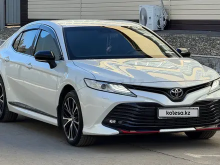 Toyota Camry 2020 года за 13 850 000 тг. в Павлодар – фото 9