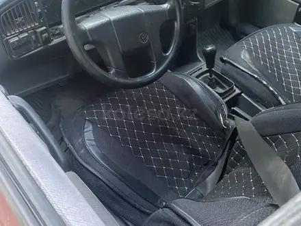 Volkswagen Passat 1992 года за 650 000 тг. в Семей – фото 4