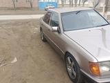 Mercedes-Benz E 200 1993 годаfor1 800 000 тг. в Кызылорда