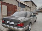 Mercedes-Benz E 230 1992 года за 1 200 000 тг. в Шымкент – фото 3