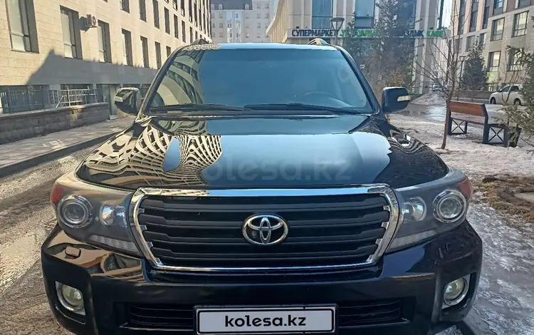 Toyota Land Cruiser 2011 года за 19 000 000 тг. в Астана