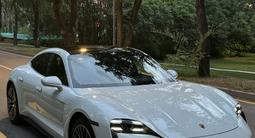 Porsche Taycan 2022 года за 41 900 000 тг. в Алматы – фото 2