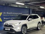 Toyota RAV4 2020 года за 14 800 000 тг. в Шымкент – фото 5