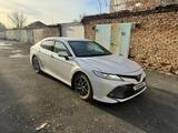 Toyota Camry 2019 годаүшін13 200 000 тг. в Усть-Каменогорск – фото 5